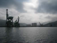 海側から望む釜石港